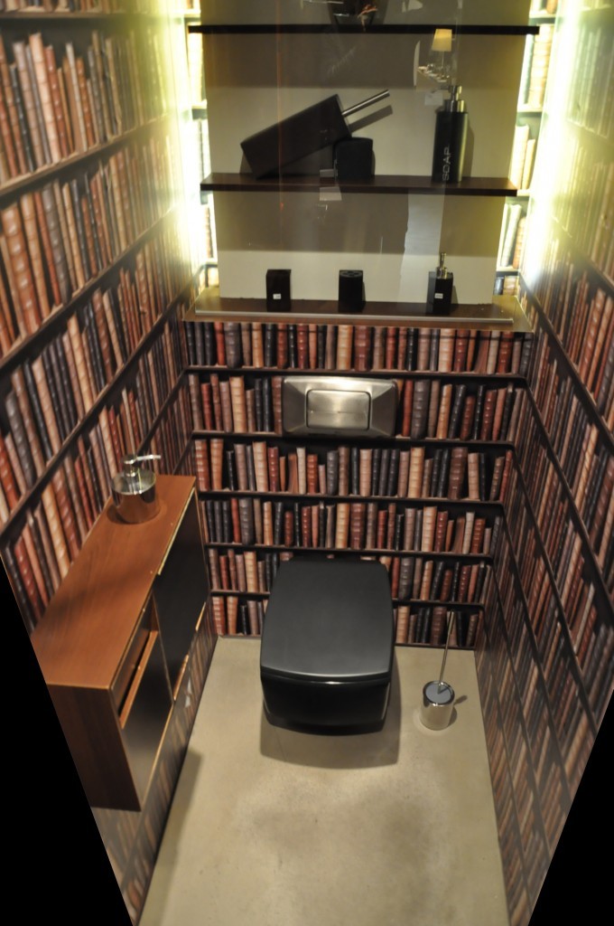 10 idées déco pour faire des toilettes une pièce super stylée 9 biblio1