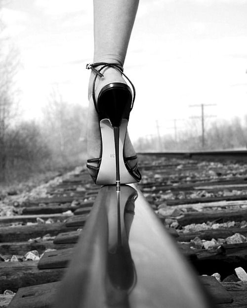 10 astuces pour marcher avec des talons 2 ligne