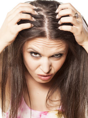10 recettes maison pour avoir de superbes cheveux 3 1973236-s-o-s-cheveux-gras