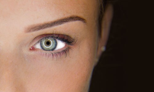 16 astuces sourcils pour débutantes (et les autres) 3 ameli-restructuration