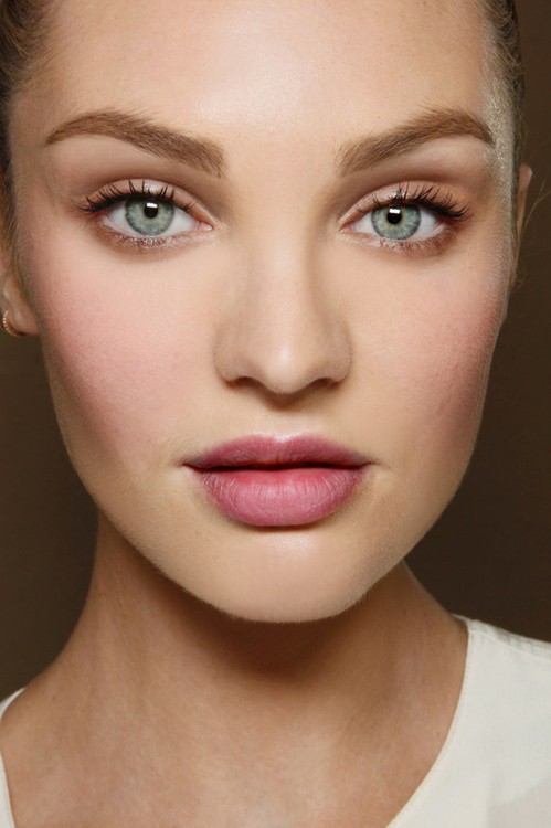 8 tops tutoriels maquillage naturel à porter au quotidien | Astuces de