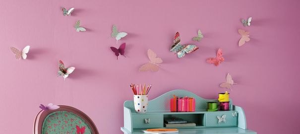 des-papillons-en-papier-pour-decorer-la-chambre-des-enfants_4945305