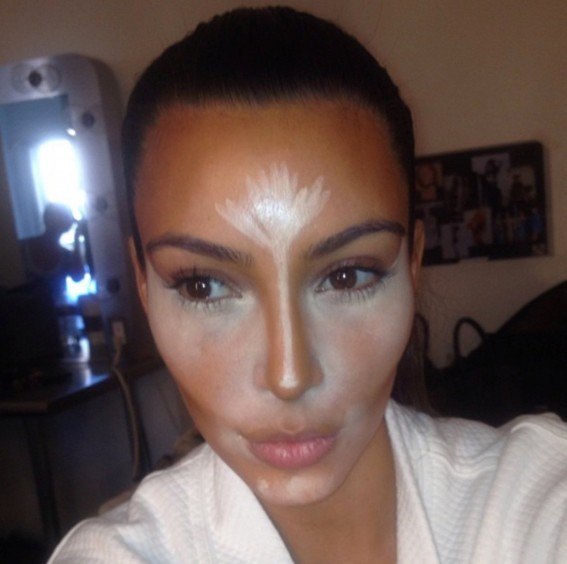 Kim-Kardashian-Contouring-Makeup-Scott-Barnes