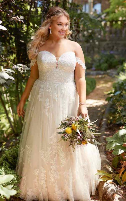 Les 17 plus belles robes de mariées grande taille 10