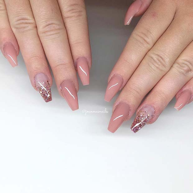 20 Idées sublimes pour des ongles nude 11