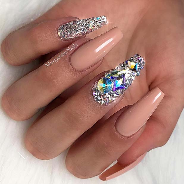 20 Idées sublimes pour des ongles nude 17