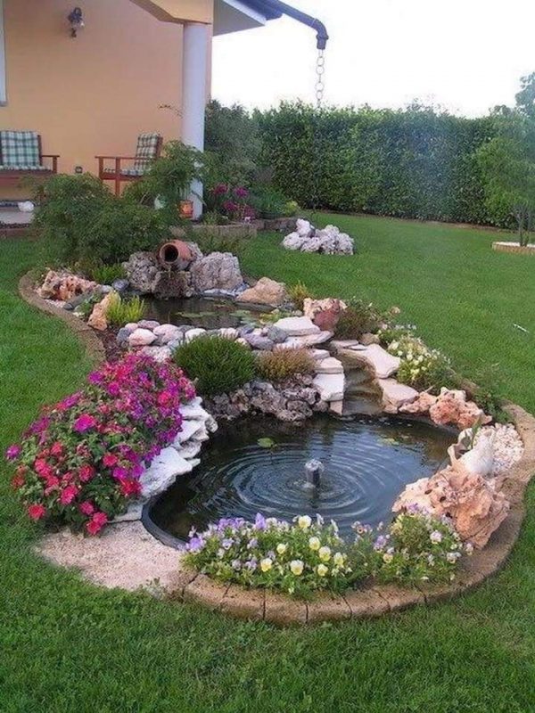29 jolies fontaines pour sublimer votre jardin 29