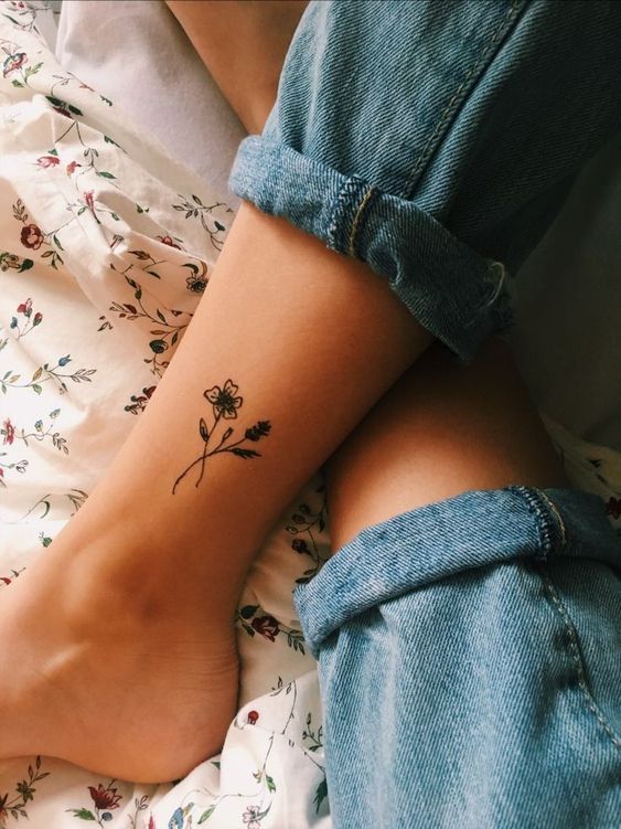 175 top idées de petits tatouages pour femmes 165