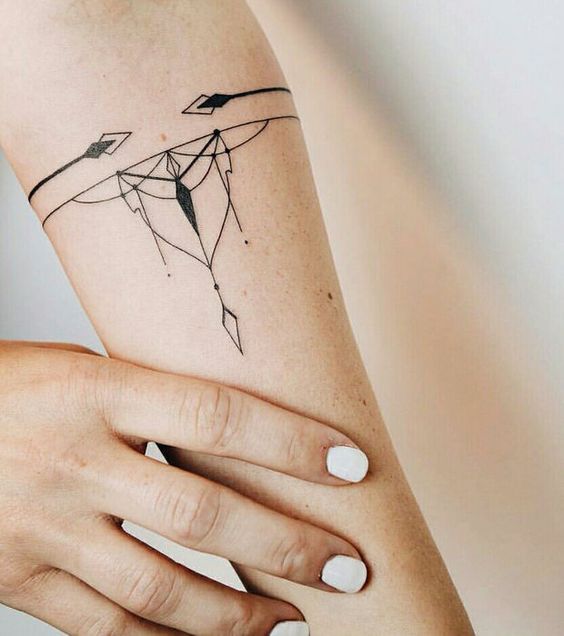 175 top idées de petits tatouages pour femmes 83