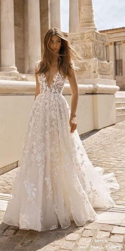 20 top idées de magnifiques robes de mariée 9