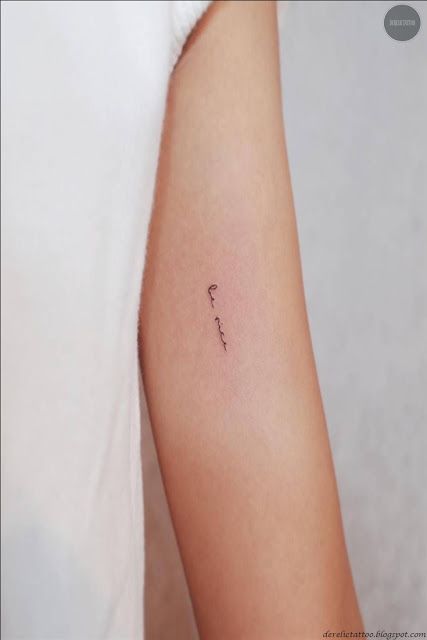 79 petits tatouages discrets et minimalistes qui prouvent que moins c'est plus 4