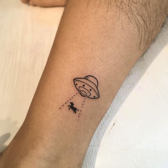 79 petits tatouages discrets et minimalistes qui prouvent que moins c'est plus 33 79 petits tatouages discrets et minimalistes qui prouvent que moins c'est plus 33