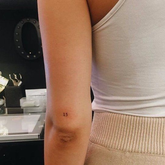 79 petits tatouages discrets et minimalistes qui prouvent que moins c'est plus 65