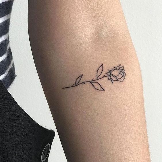 79 petits tatouages discrets et minimalistes qui prouvent que moins c'est plus 66