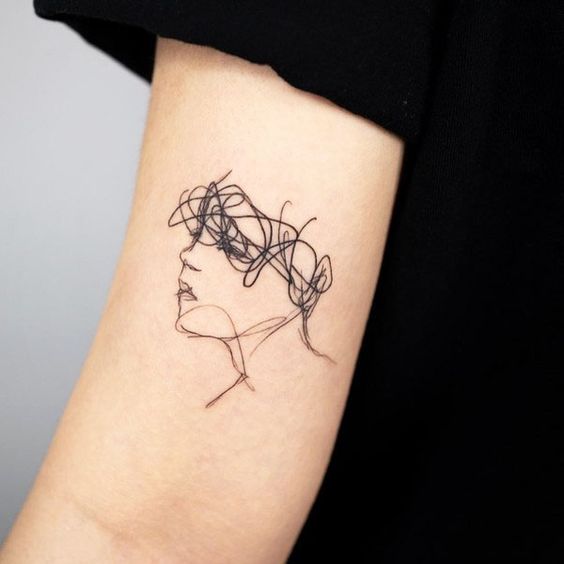 79 petits tatouages discrets et minimalistes qui prouvent que moins c'est plus 70