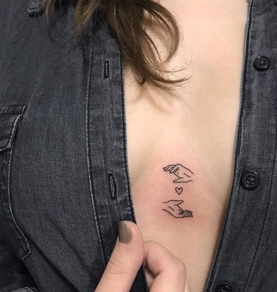 79 petits tatouages discrets et minimalistes qui prouvent que moins c'est plus 74