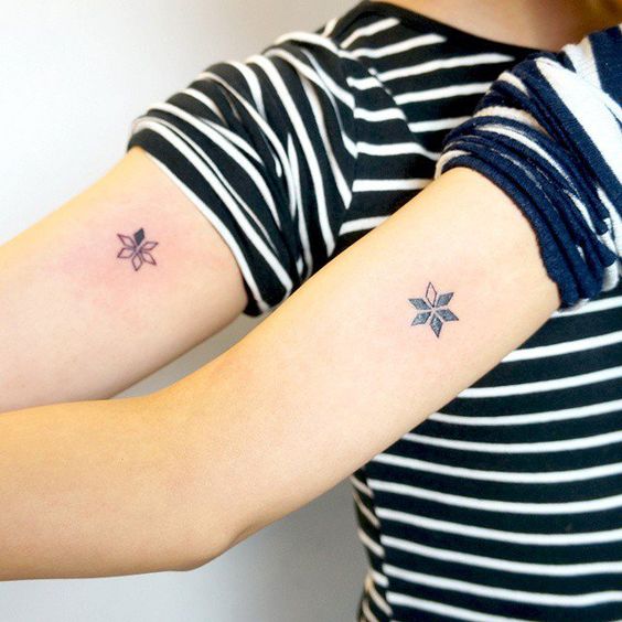 100 top idées de tatouages de couples à faire à deux 98