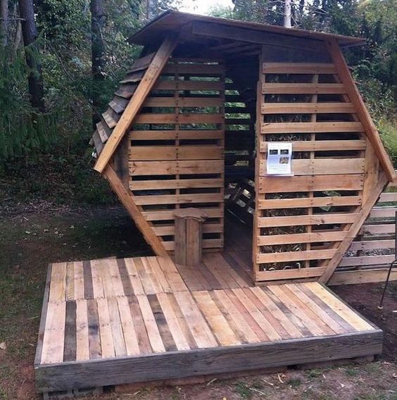 100 Cabanes en palettes à fabriquer soi-même 51 100 Cabanes en palettes à fabriquer soi-même 51