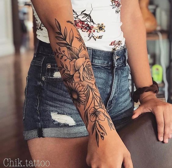 100 top idées de tatouages fleur 13