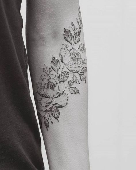 100 top idées de tatouages fleur 62