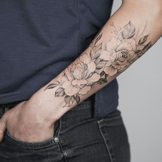 100 top idées de tatouages fleur 92
