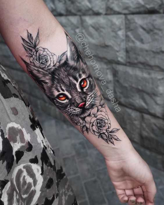 100 idées de tatouages pour les amoureux des chats 14