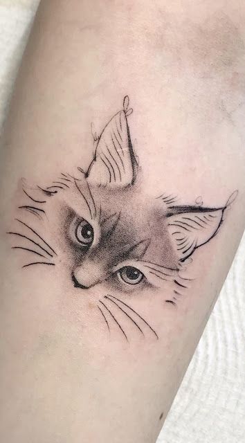 100 idées de tatouages pour les amoureux des chats 24