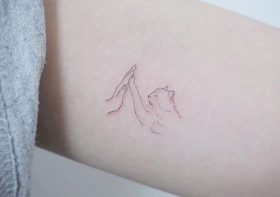 100 idées de tatouages pour les amoureux des chats 48