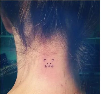 100 idées de tatouages pour les amoureux des chats 6