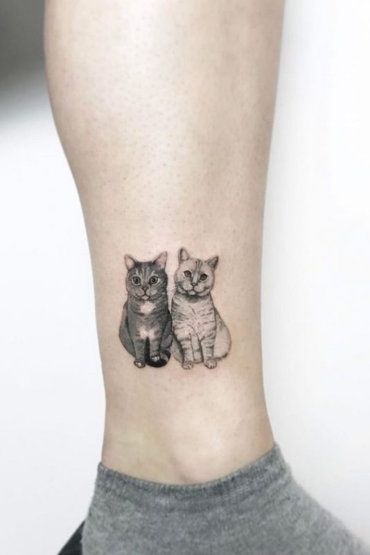 100 idées de tatouages pour les amoureux des chats 81