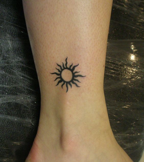 100 top idées de tatouages soleil 3