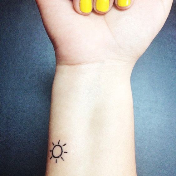 100 top idées de tatouages soleil 12