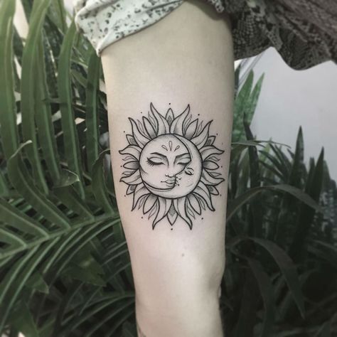 100 top idées de tatouages soleil 27