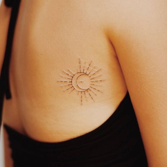 100 top idées de tatouages soleil 42