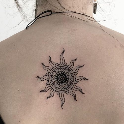 100 top idées de tatouages soleil 49
