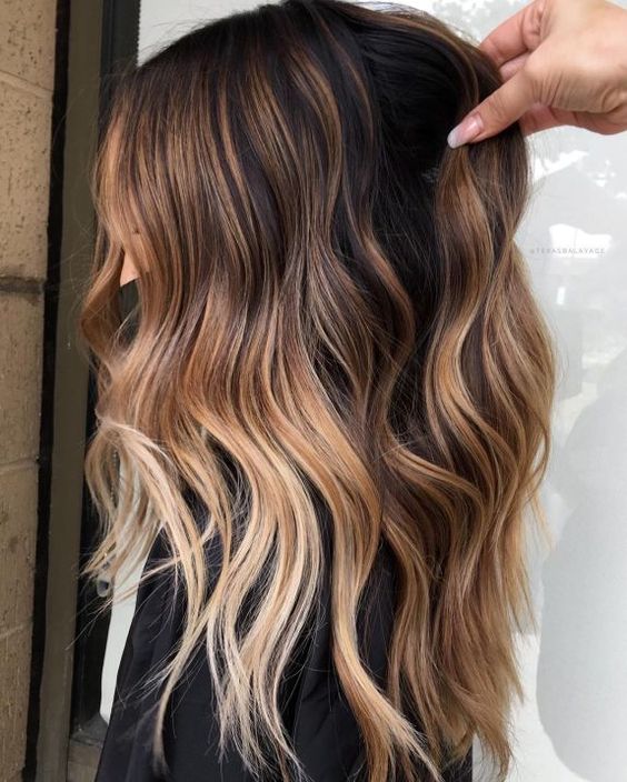 100 idées de balayages caramel pour s'inspirer 102