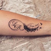 175 top idées de tatouages bras pour femme 11