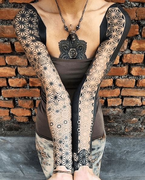 175 top idées de tatouages bras pour femme 58