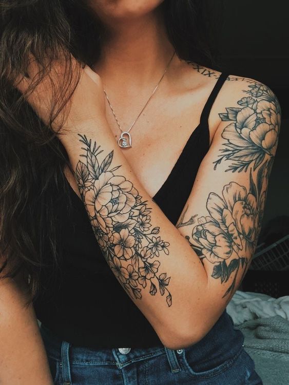 175 top idées de tatouages bras pour femme 59