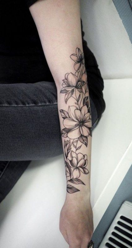 175 top idées de tatouages bras pour femme 66