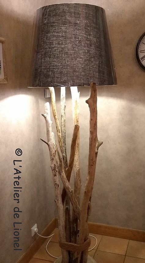 Lampe Artisanale En Bois Flotté Naturel - Décoration Maison Unique - Beige