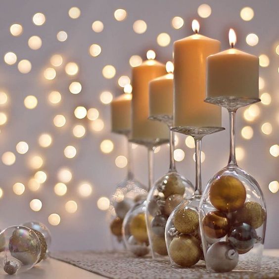 26 top idées de décorations de tables de Noël en verre 14