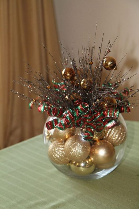 26 top idées de décorations de tables de Noël en verre 19