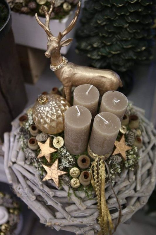 29 Centres de tables de Noël à faire avec des rondins de bois 5 29 Centres de tables de Noël à faire avec des rondins de bois 5