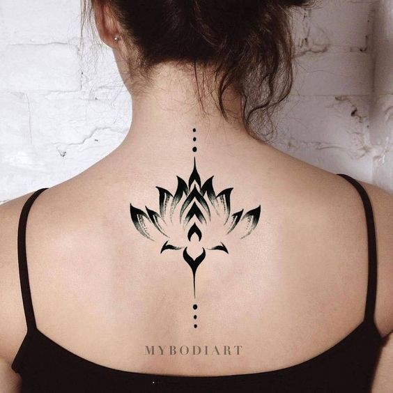 50 top idées de tatouages fleur de lotus 15