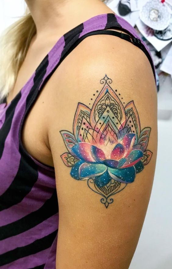 50 top idées de tatouages fleur de lotus 18