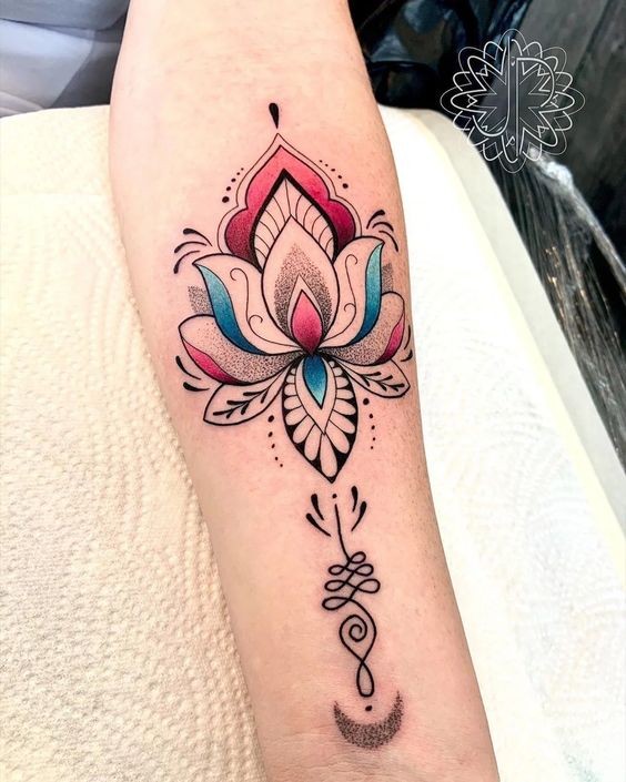 50 top idées de tatouages fleur de lotus 34