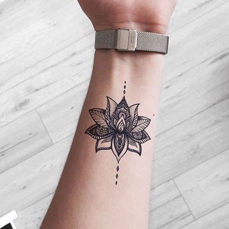 50 top idées de tatouages fleur de lotus 35