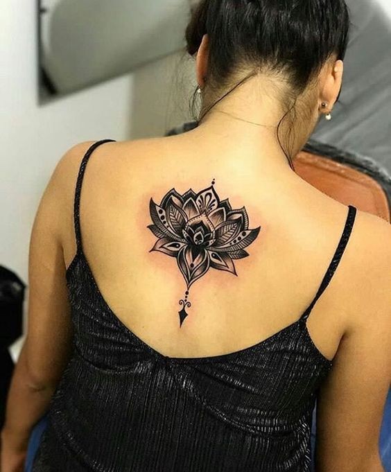 50 top idées de tatouages fleur de lotus 46