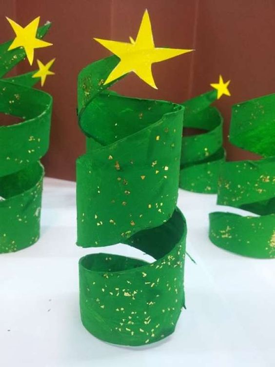 49 idées de bricolages de Noël faciles à faire avec les enfants 28